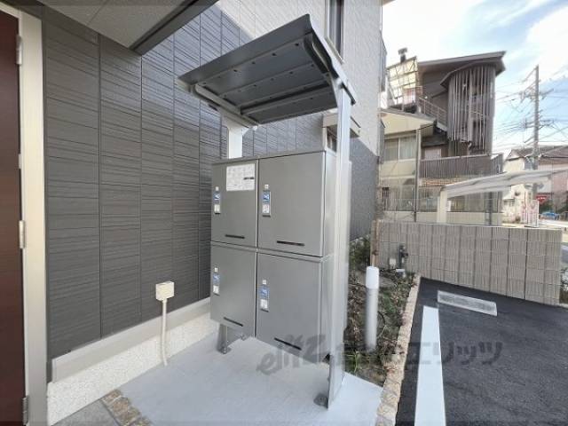 宅配ボックス