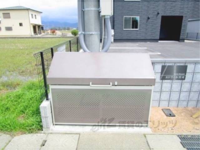 ゴミ置き場
