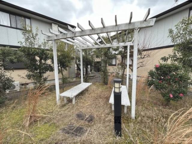 ベンチ