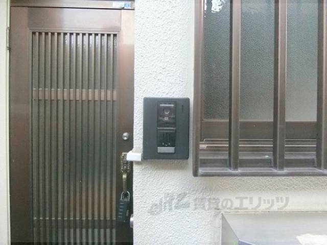 インターホン