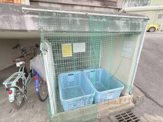 ゴミ置き場