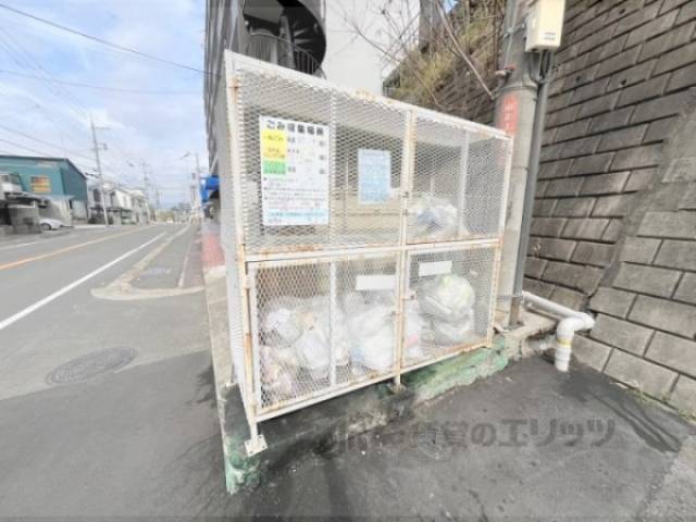ゴミ置き場