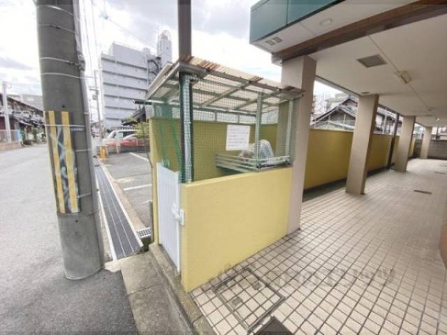 ゴミ置き場