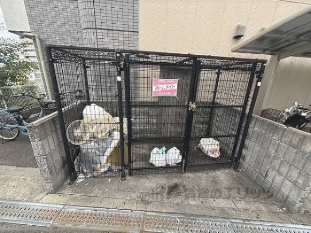 ゴミ置き場