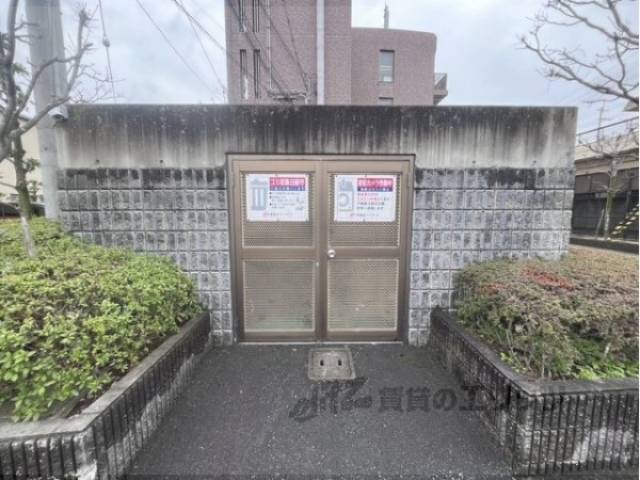 ゴミ置き場