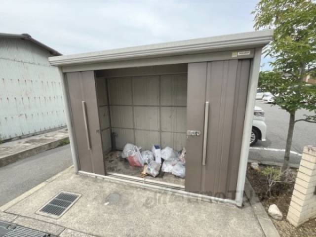 ゴミ置き場