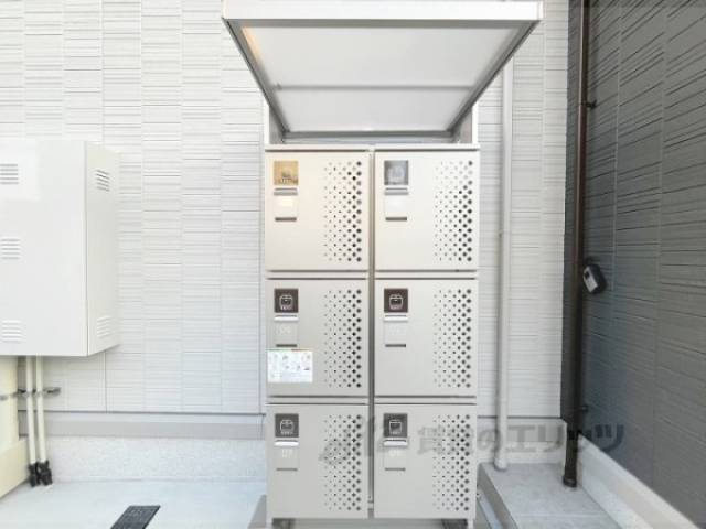 宅配ボックス