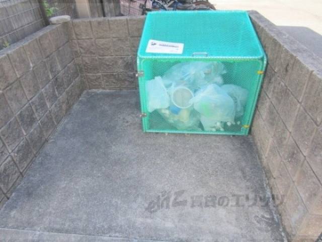 ゴミ置き場
