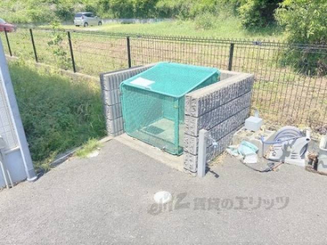 ゴミ置き場