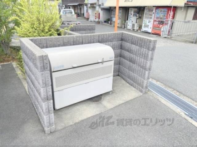 ゴミ置き場