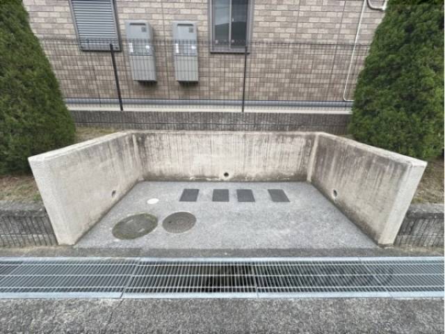ゴミ置き場