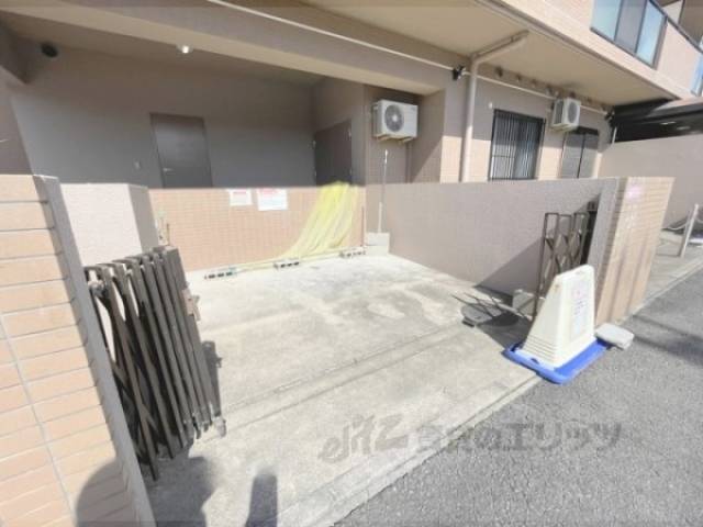 ゴミ置き場