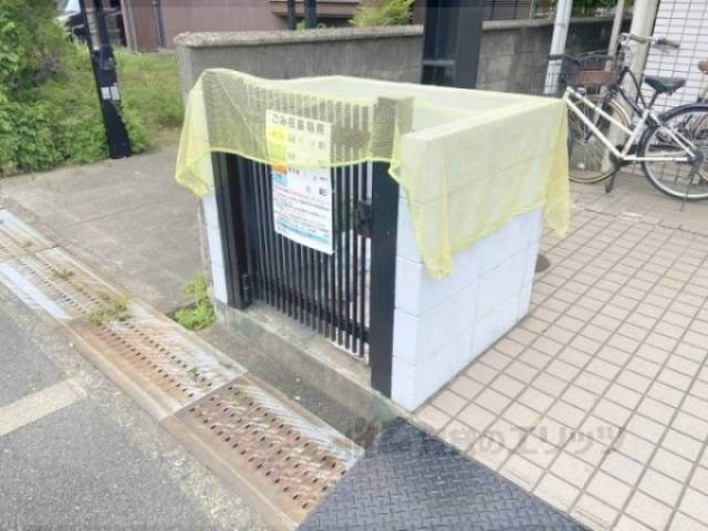 ゴミ置き場