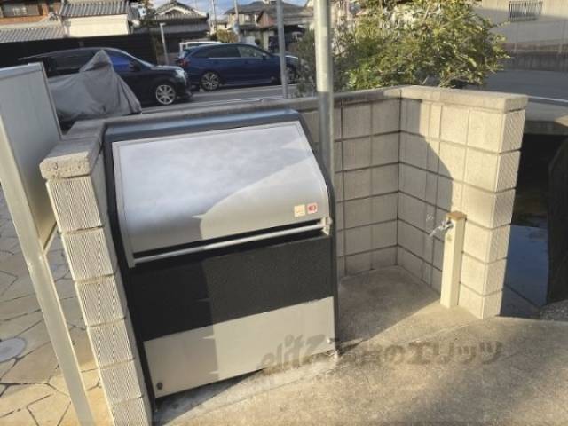 ゴミ置き場