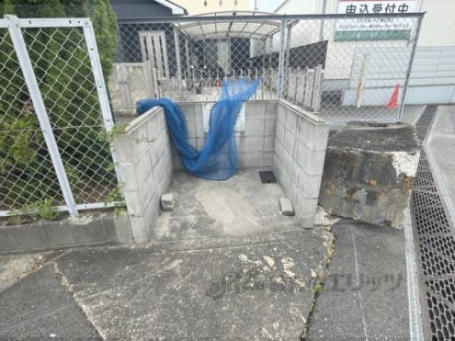 ゴミ置き場