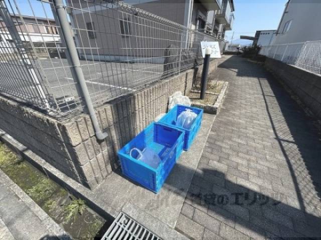 ゴミ置き場