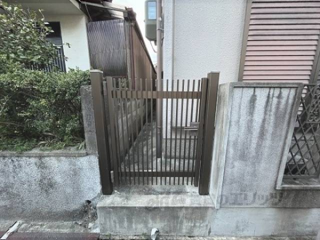 裏口