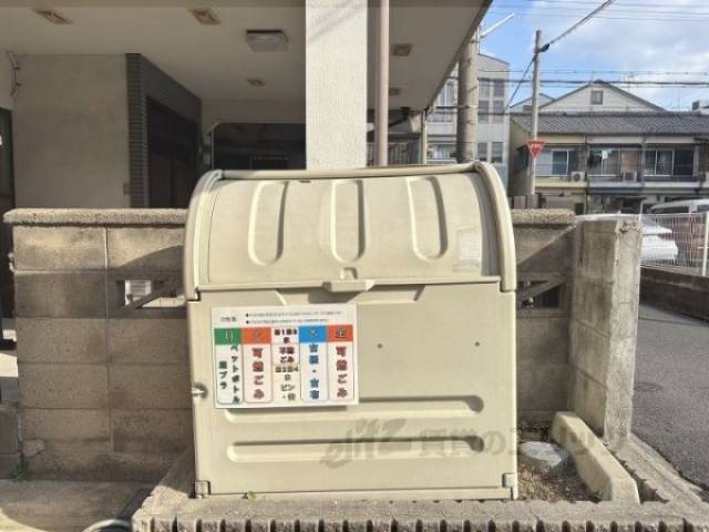 ゴミ置き場