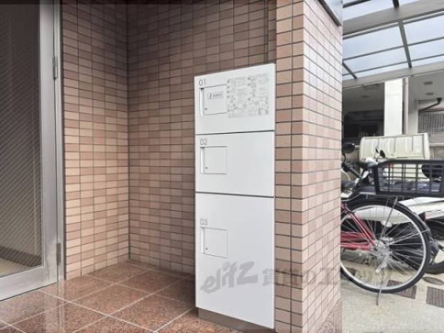 宅配ボックス