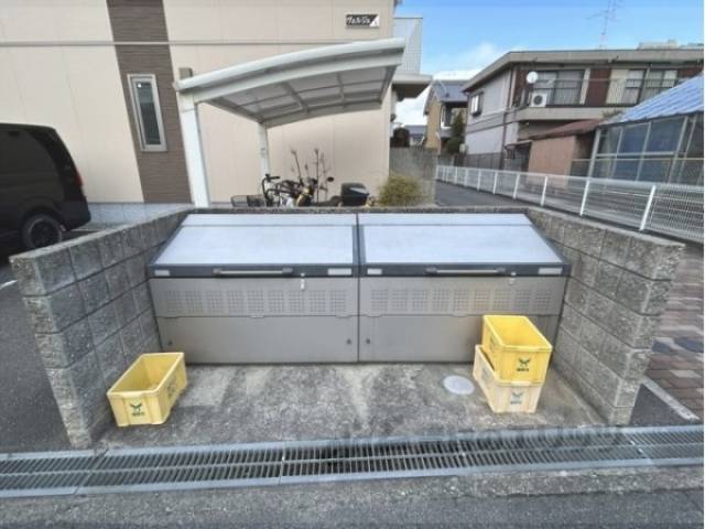 ゴミ置き場