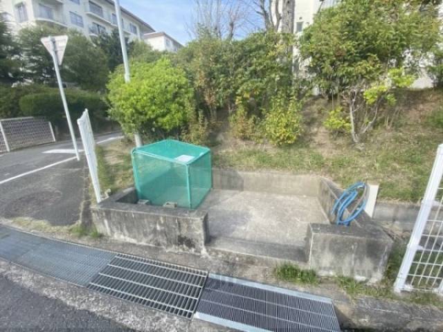ゴミ置き場