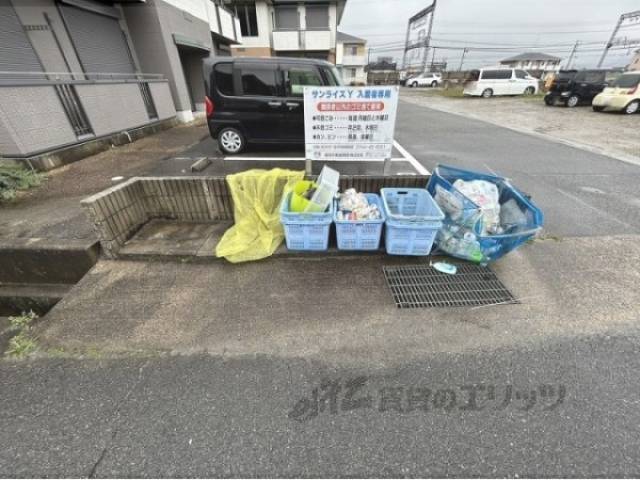 ゴミ置き場