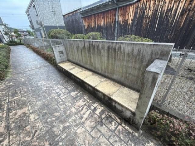 ベンチ