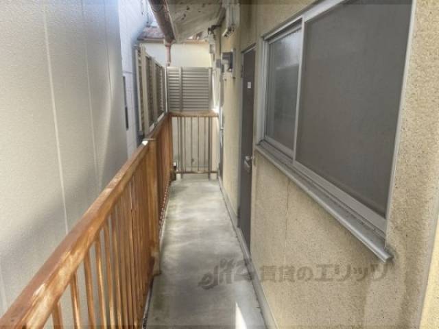 通路　2階