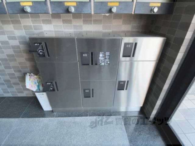 宅配ボックス