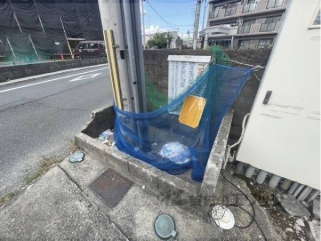ゴミ置き場
