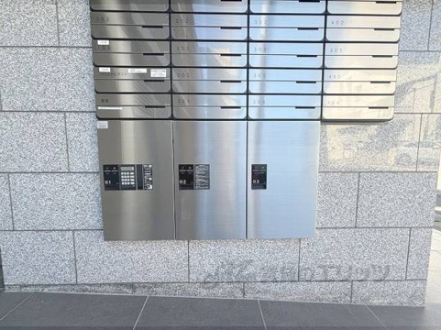 宅配ボックス