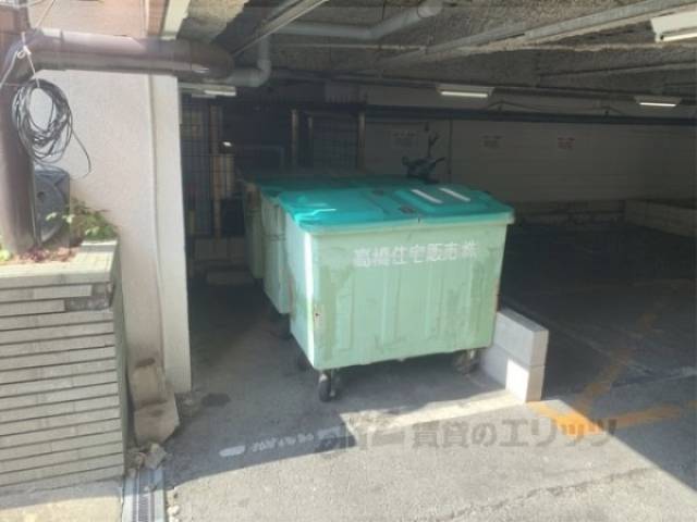 ゴミ置き場