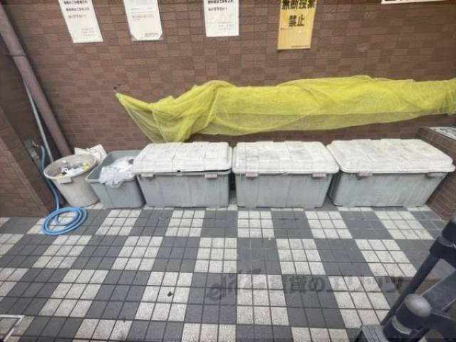 ゴミ置き場