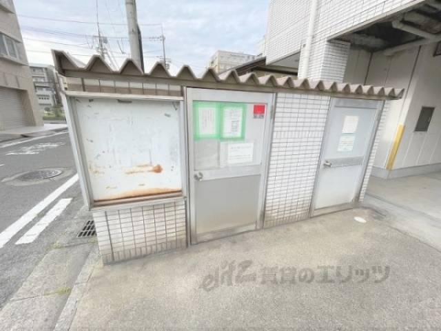 ゴミ置き場