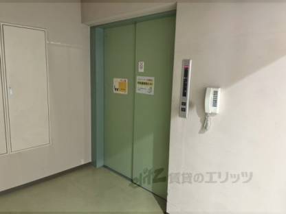 エレベーター
