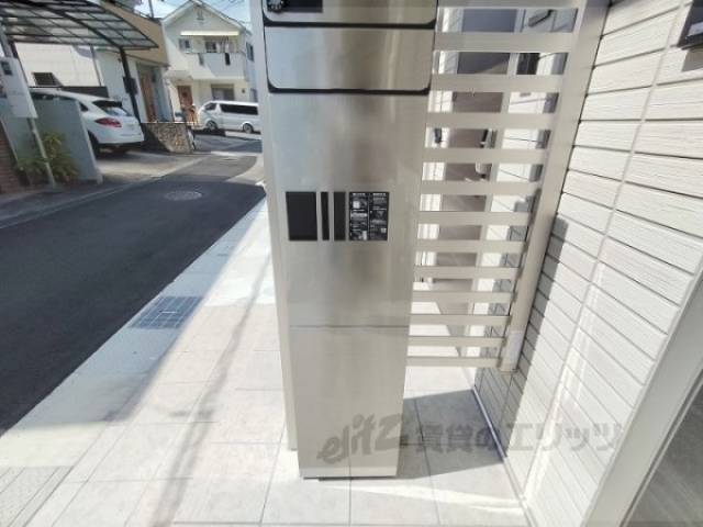 宅配ボックス
