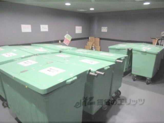 ゴミ置き場