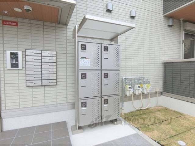 宅配ボックス