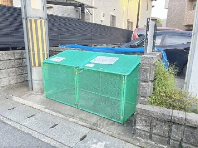 ゴミ置き場