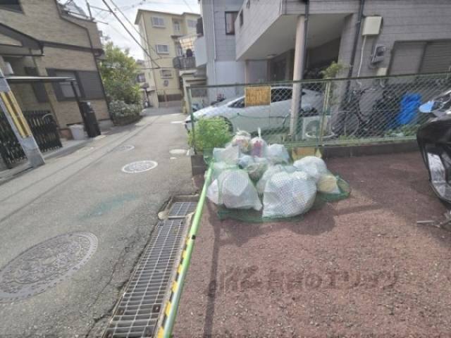 ゴミ置き場