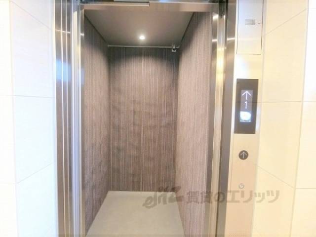エレベーター
