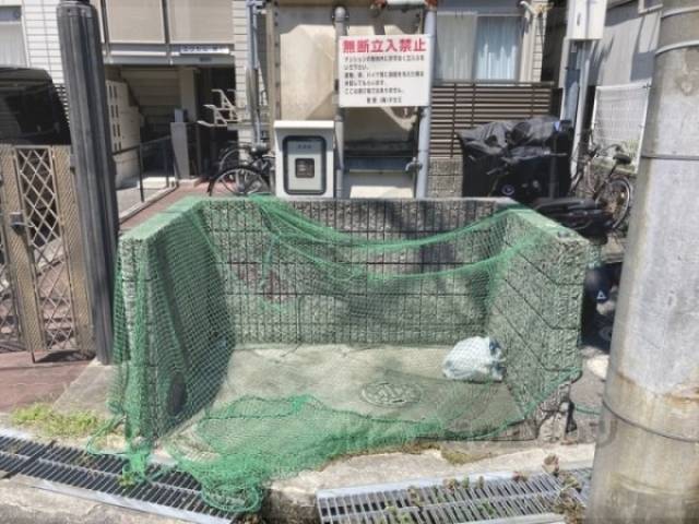 ゴミ置き場
