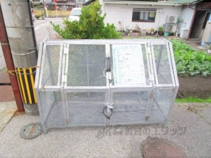 ゴミ置き場