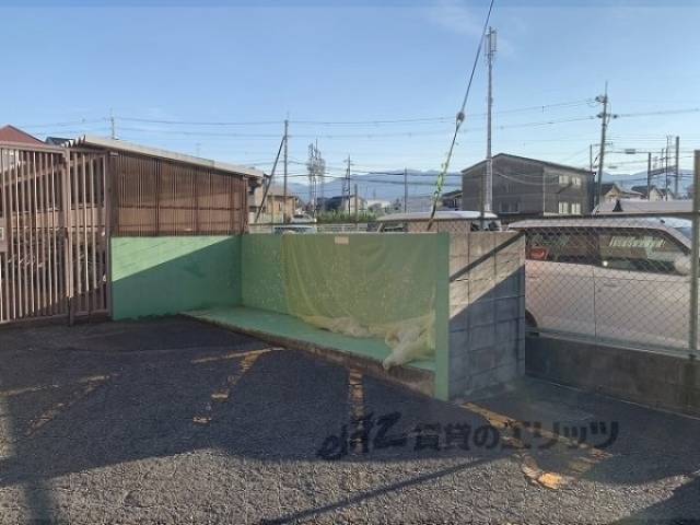 ゴミ置き場