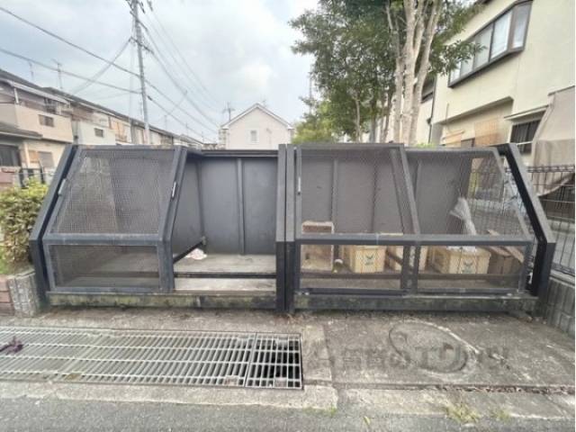 ゴミ置き場
