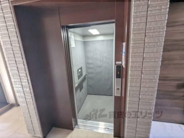 エレベーター