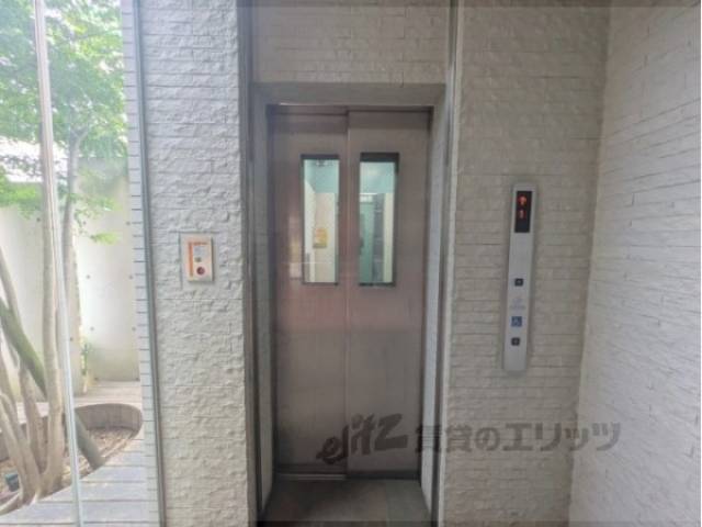 エレベーター