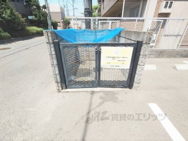 ゴミ置き場