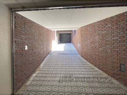 駐車場　駐車場までの通路