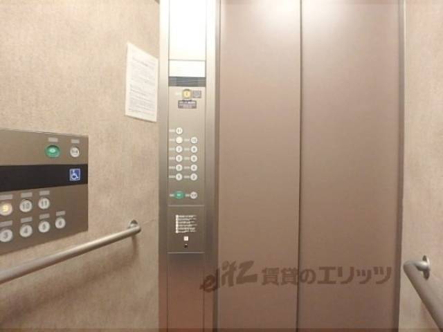 エレベーター